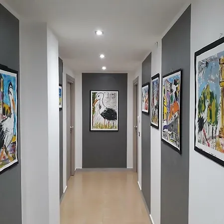 La Dimora Degli Artisti Couette-café 3*