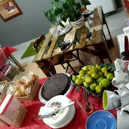 La Dimora Degli Artisti Bed & Breakfast