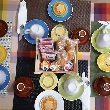 Bed & Breakfast La Dimora Degli Artisti 3*