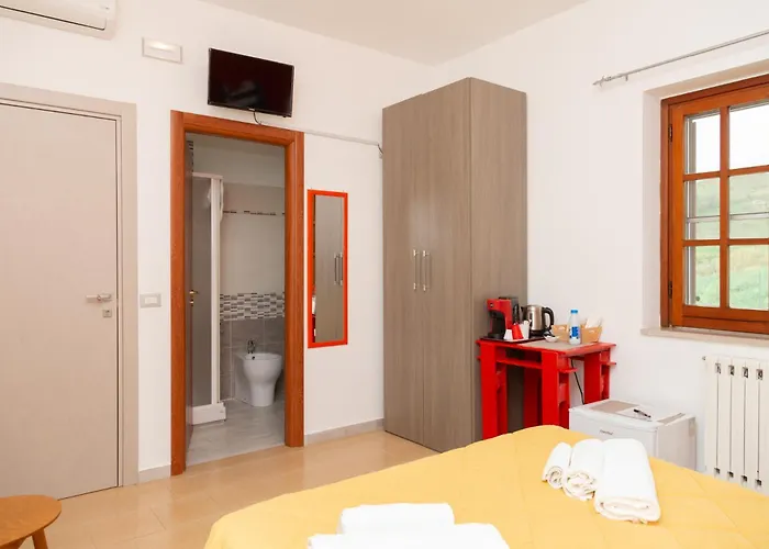 La Dimora Degli Artisti Катандзаро